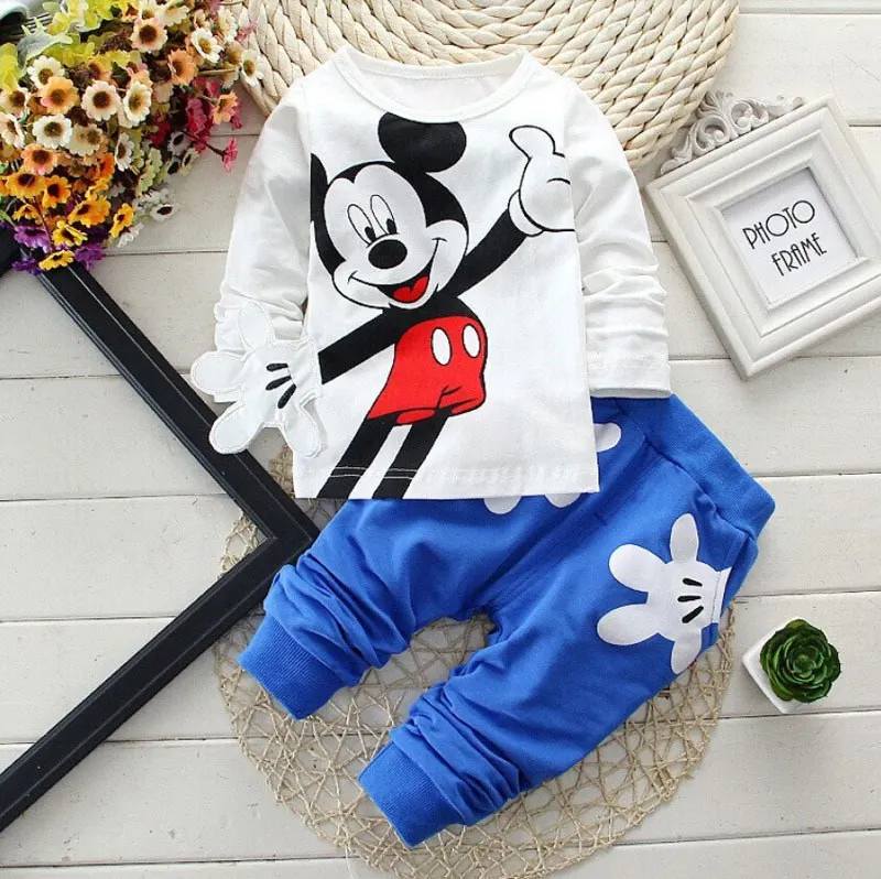 Модная брендовая одежда для маленьких девочек с Микки Маусом футболка для мальчиков+ штаны Одежда для младенцев комплект из двух предметов, детские спортивные костюмы Bebes