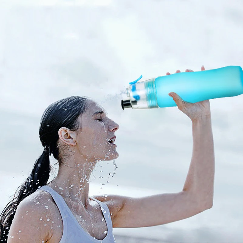 740 мл Спортивная бутылка для воды с эффектом скраба, портативная пластиковая бутылка с распылителем, герметичная чашка для путешествий, карамельный цвет, Йога, кемпинг, питьевые инструменты