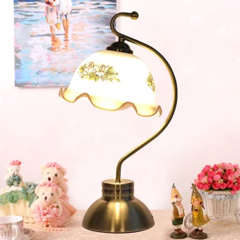 

Retro desk lamp lamp of bedroom the head of a bed Study of the sitting room to touch the lamp ligh