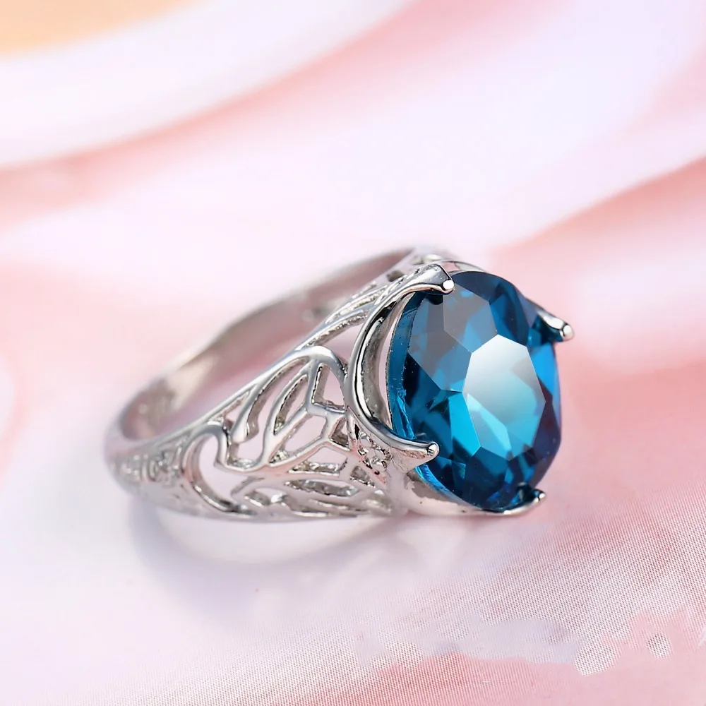 3548839083_1559436380