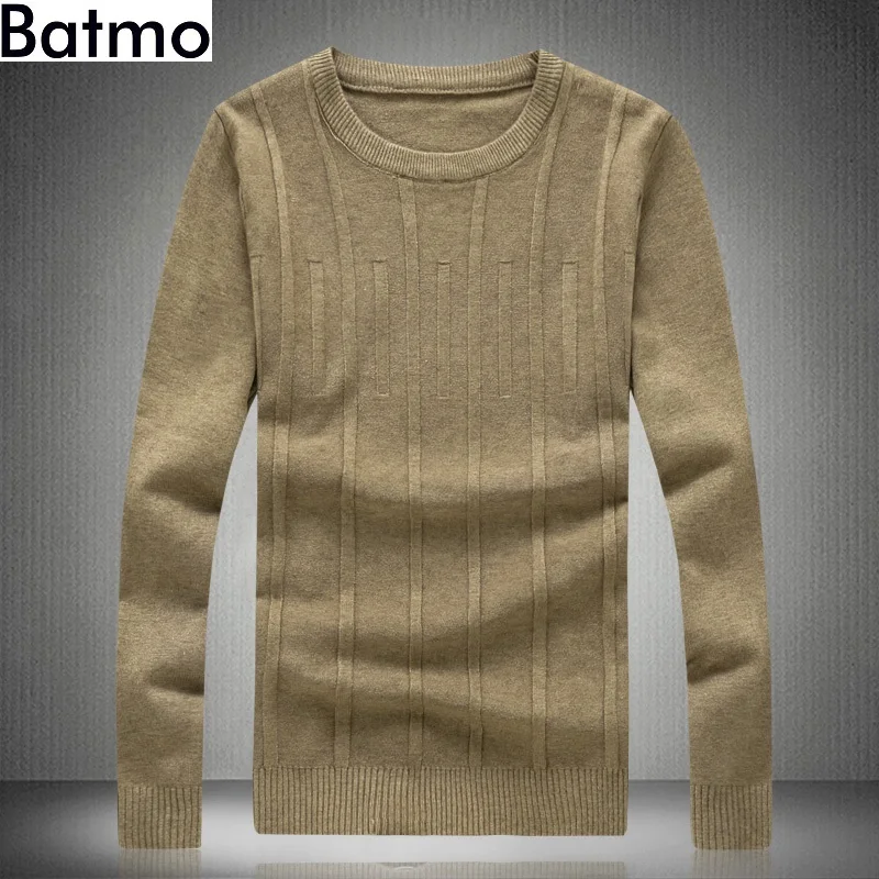 Batmo new arrival autumn high quality O-Neck casual sweater men,men's black sweaters 813