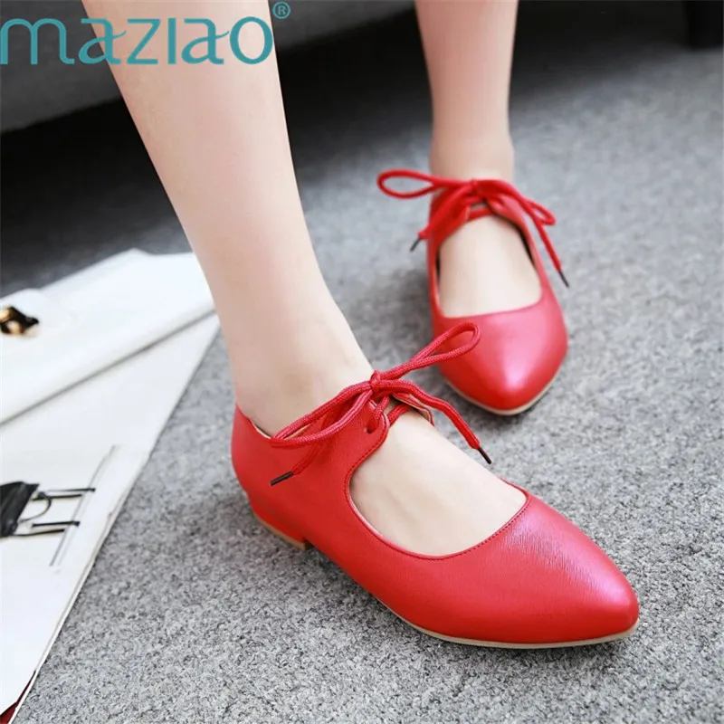 cross strap flat shoes
