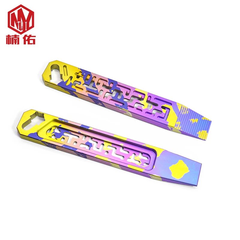 

1PC Titanium Alloy Colorful Mini Hollow Crowbar Screwdriver Portable EDC Pocket Multifunction Tool Keychain Key King Pendant