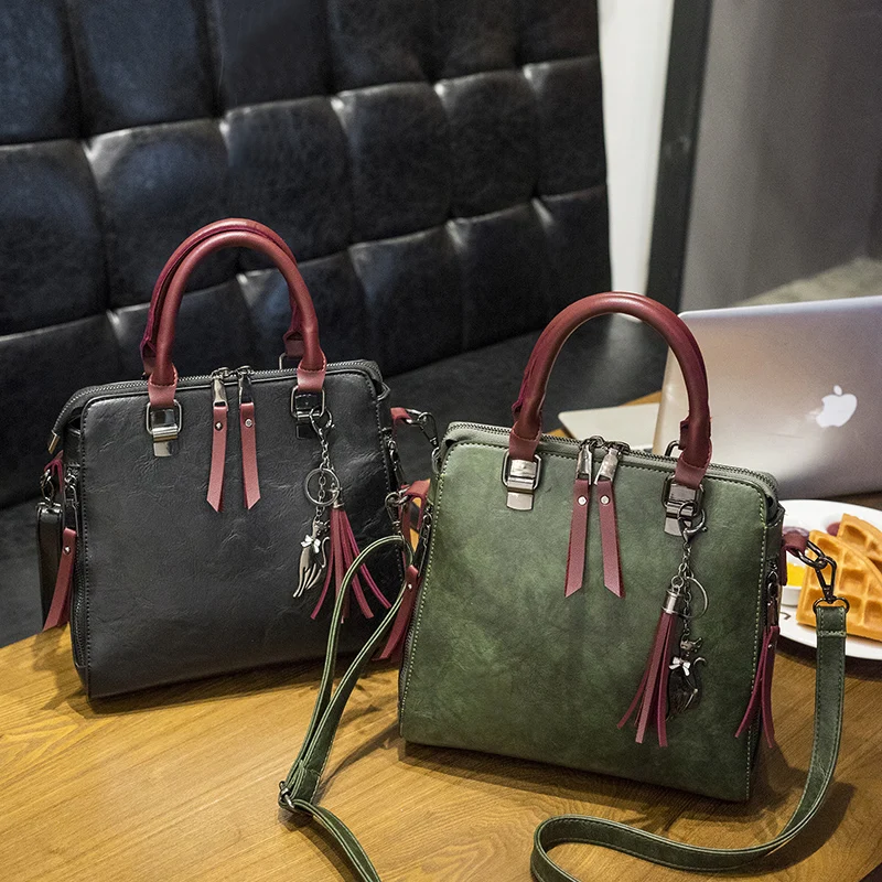 Baratos Tinkin Vintage PU borla Dames Tassen mujeres Causal diario de compras bolsos de hombro para mujer bolso de mano de uso general clásico bolsos de Messenge