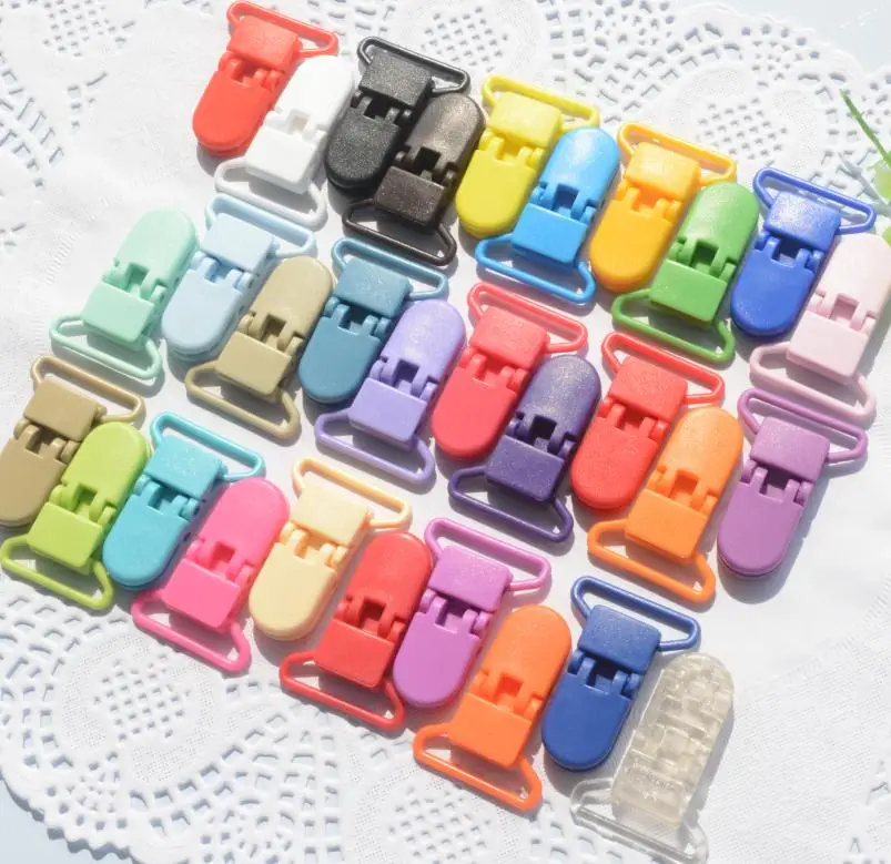 

800 pcs 40 color for Option D shape 25mm Kam Plastic Baby Dummy Pacifier clip Soother Clip Suspender Clip Pacifier Holder Clips