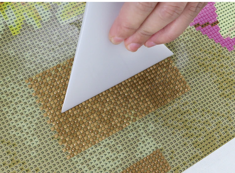 UTB8ftDinpfJXKJkSamHq6zLyVXa0