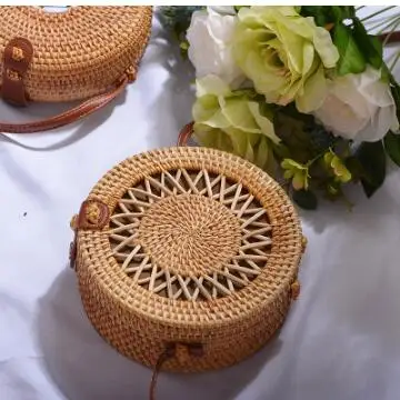 Плетеная Сумка из ротанга, круглая соломенная сумка на плечо, маленькие пляжные сумки, женские летние полые сумки ручной работы, сумки через плечо - Цвет: PIKOUZAKUAN18X8