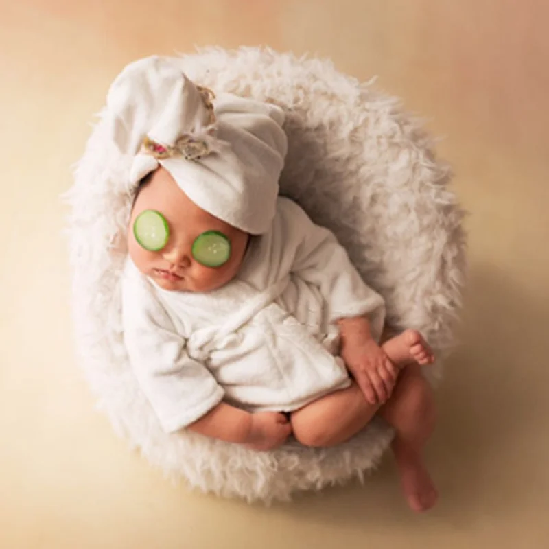 Newborn Photography Props Infant Bathrobe Backdrop Basket Stuffer Cotton Yellow Duck Toy Decoration Accessories - Цвет: White bathrobe