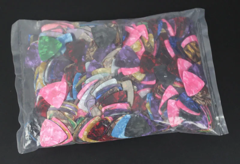 

1000pcs One Thousand Wholesale No Logo Triangle Shape Celluloid Acoustic Electric Guitar Picks Pick Plectrum 0.46mm/0.71mm