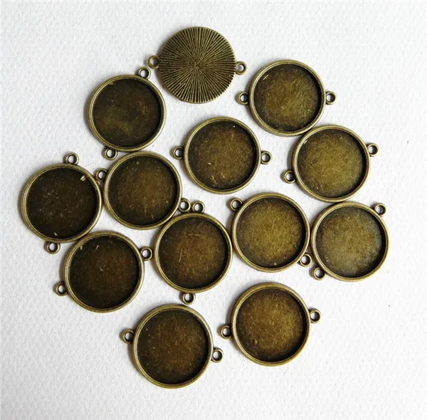 

20pcs/lots Metal Antique Silver Bronze charms cabochon 20mm base connectors pendants fit DIY bracelets jewelry making Wholesale