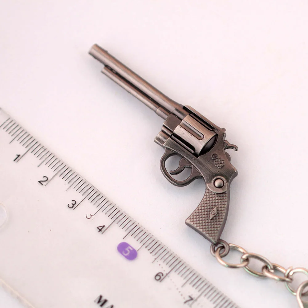 2015 Hot Sale Cross Fire CF Cute Mini Version Revolver Gun Buckle Zinc Alloy Metal Pendant Key Ring Keychain In Box 2015 Hot Sale Cross Fire CF Cute Mini Version Revolver Gun Buckle Zinc Alloy Metal Pendant Key Ring Keychain In Box