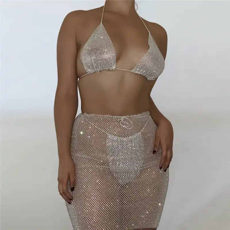 fishnet crop top outfit