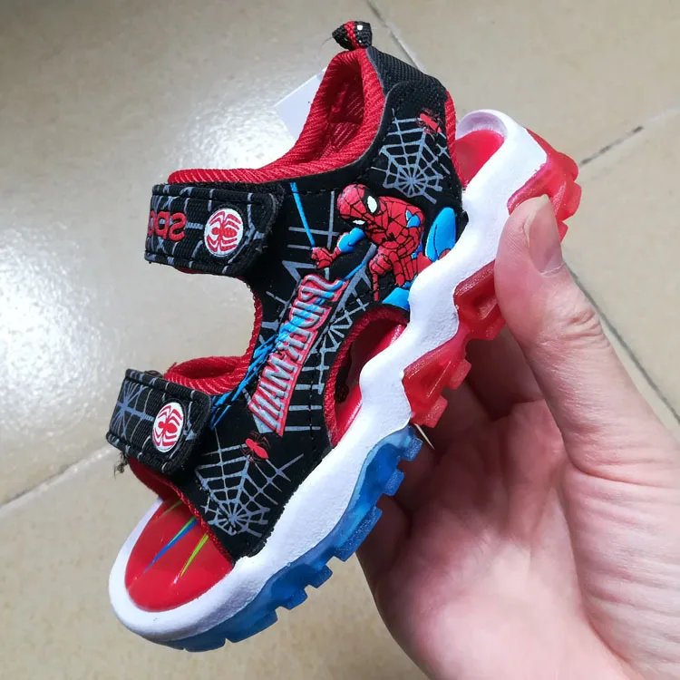 

boys sandals with LED light 2019 new Cartoon spider-man kids shoes Summer children pu sport Beach shoes eu size 26-31