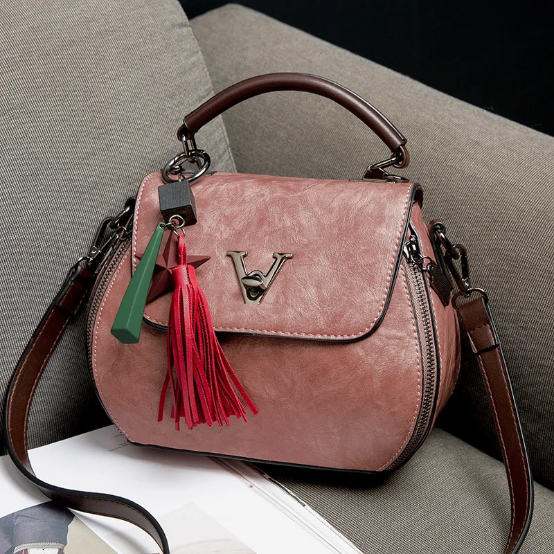  2018 Vintage Woman Geometry Small V Style Saddle Luxury Handbags Crossbody For Women Famous Brands  - 32933510643