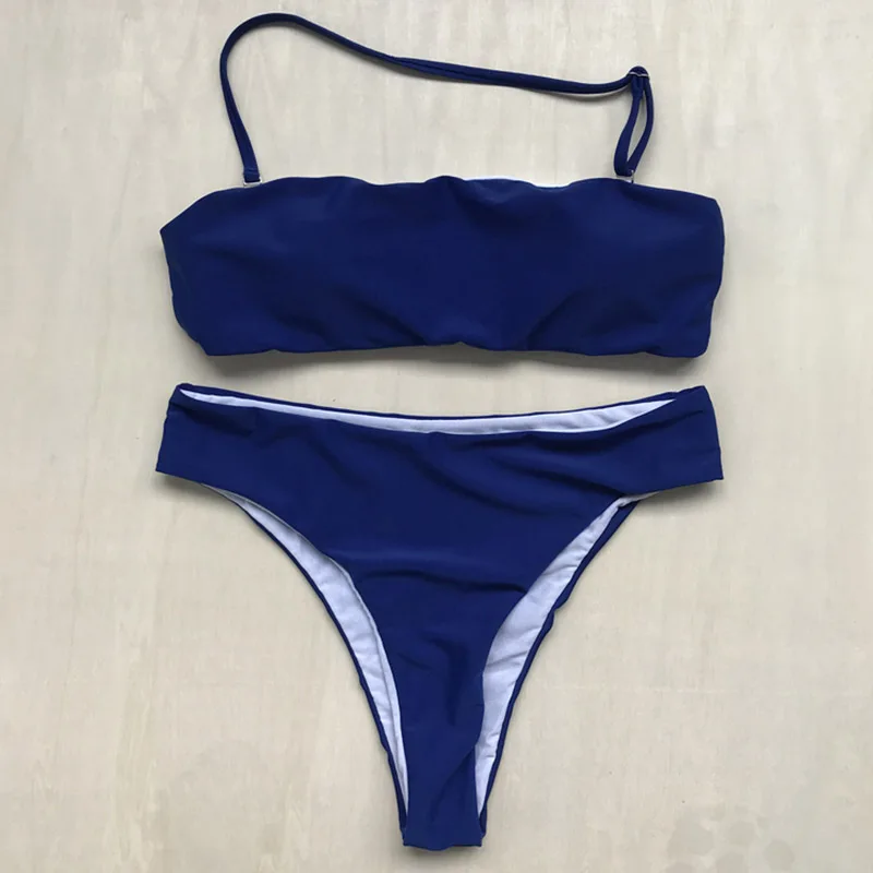 009 bikini 04
