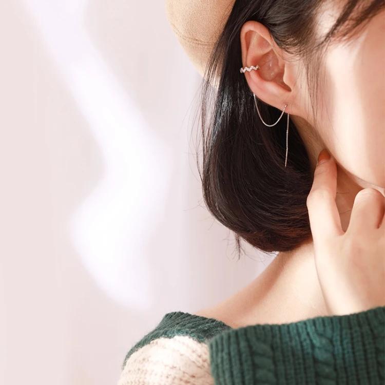 Волна уха проволоки Корея длинный Циркон 925 пробы Серебряный темперамент личности модные женские серьги SEA006