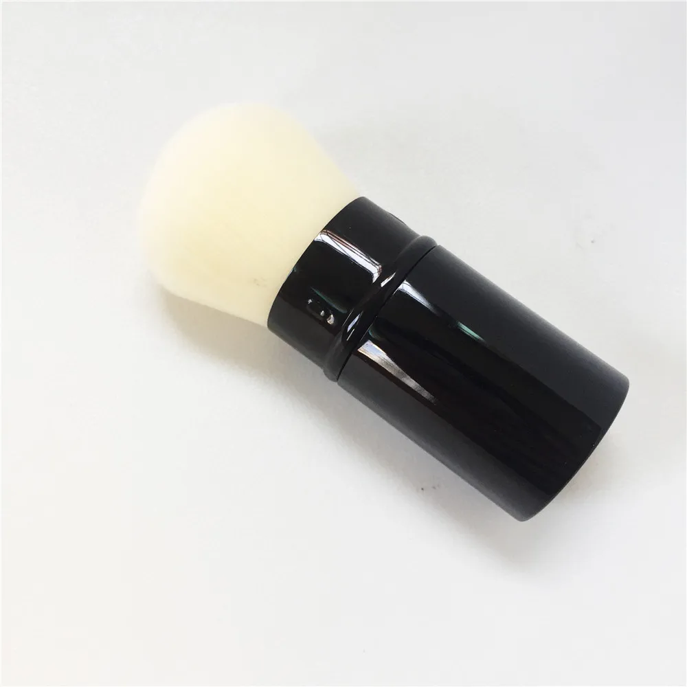 CHANEL RETRACTABLE KABUKI BRUSHES _ 2