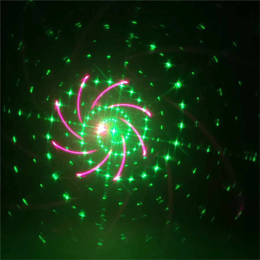thrisdar 20 patterns moving christmas laser projector lamp red green