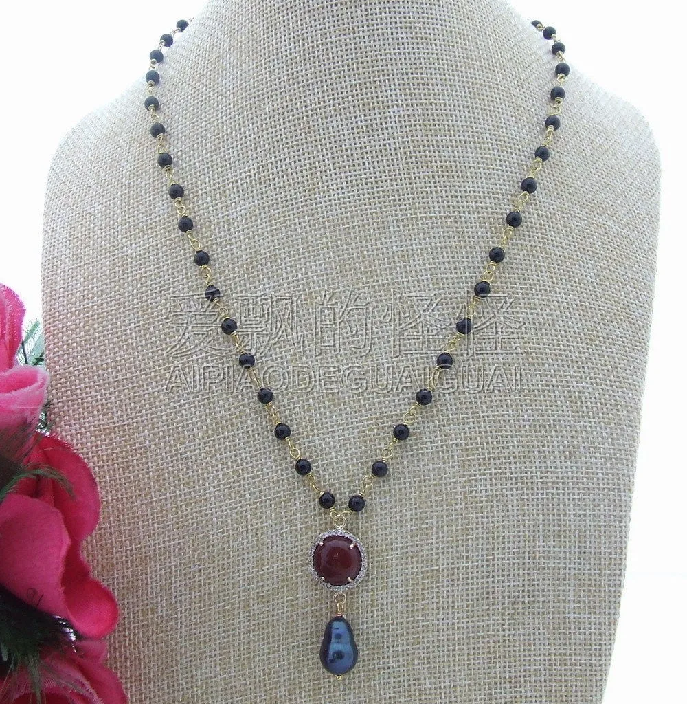 

N042210 14mm Keshi Pearl&Onyx Pendant Necklace