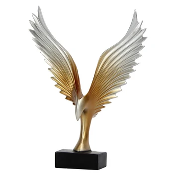 

The eagle Zhaocai crafts ornaments realize the ambition office room decoration decoration Home Furnishing wine A great hawk spre