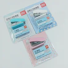 [Deli] Хорошее качество мини степлер набор с 24/6 скобы Офисные аксессуары мини связующего стационарный набор № 0456