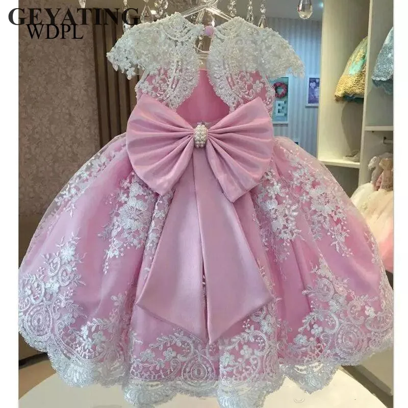 

Pink Ball Gown Flower Girls Dresses For Weddings Vestido daminha Pearls Sash Bow Cap Sleeves White Lace First Communion Dress