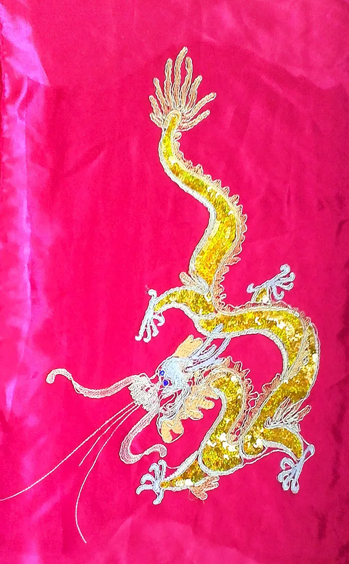 Большой Золотой paillette dragon вышивка на Красной сетке 30*48 см для украшения или