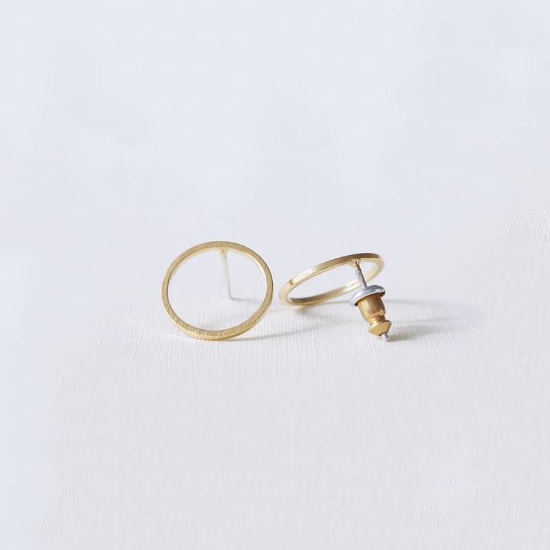 Sasusp минимализм полые маленькие круглые серьги для женщин винтажные серьги круги серьги-гвоздики для подруги дочери подарок для сестры