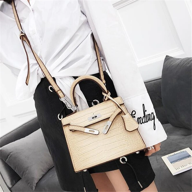 

New arrival 2019 PU Crocodile Pattern Shoulder Bag Women Temperament Retro Handbag wild mini Messenger Bag bolsas feminina
