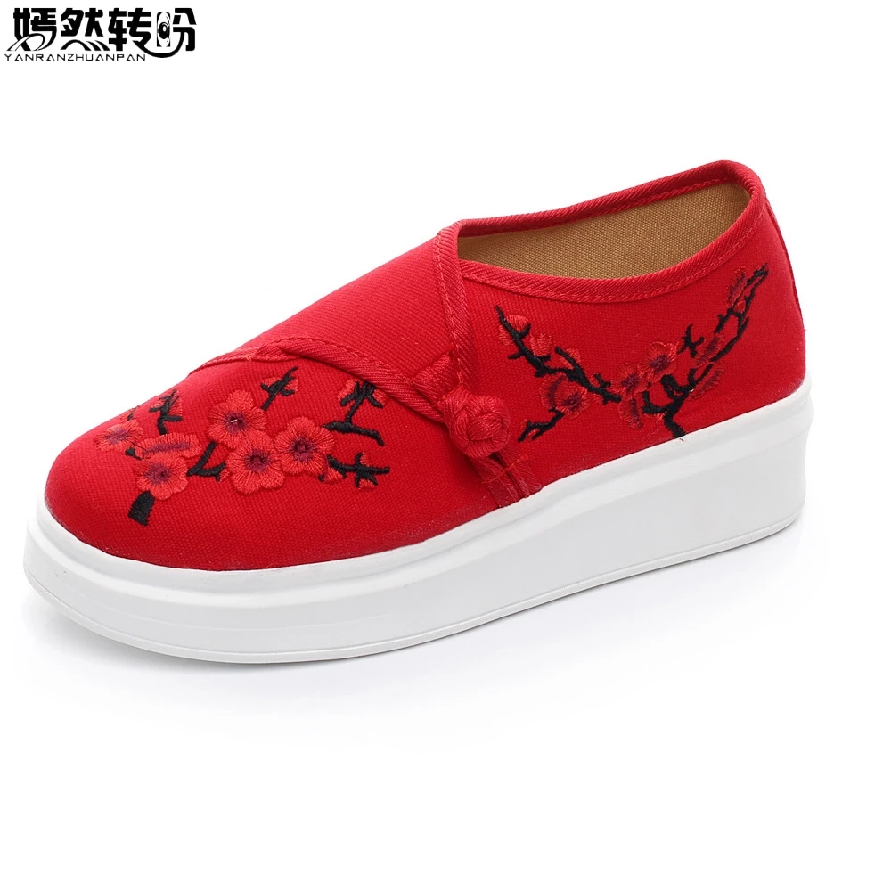 

New Women Shoes Old Beijing Plum Blossom Embroidery Flat Platform Leisure Buckle Canvas Shoes Woman Zapatos Mujer