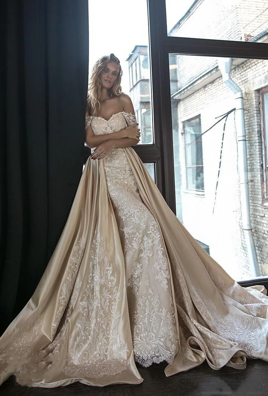berta-2019-stunning-champagne-mermaid-wedding-dresses-with-detachable-satin-train-off-the-shoulder-full-lace-bridal-gowns