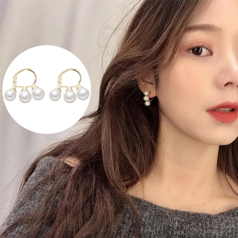 

Korean Sweet Romantic Gold Color Small Mini Pearls Tassel Earrings For Lady Women's Pearl Stud Earring For Party Bridal Jewelry