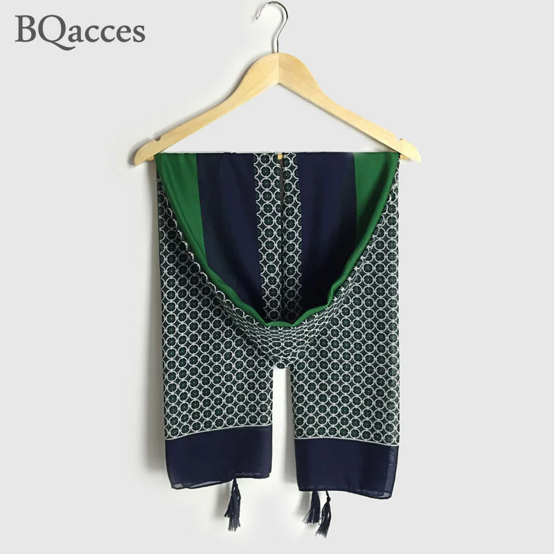 

2016 new arrived geometric dot print cotton scarf with tassel lady long silk scarf high density spring shawl wrap lencos de seda