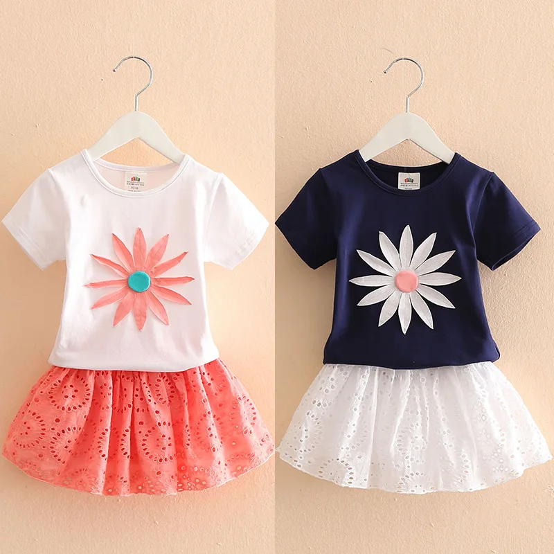 2022 Summer 3 4 5 6 7 8 9 10 Years Princess Elegant Lace Embroidery Floral T-Shirt+Hollow Out Skirt 2 Piece Sets For Kids Girl |