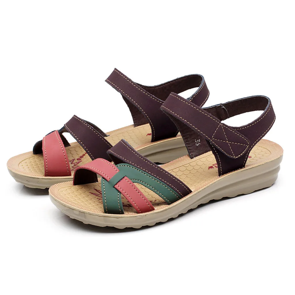 جلد النساء الصنادل لينة أسفل الأم الصنادل زقزقة اصبع القدم الأزياء صنادل سيدات 2019 الصيف صندل مسطح أحذية نسائية 7