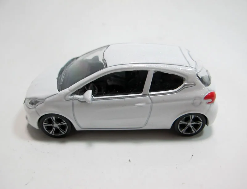 N orev 1: 64 Peugeot 208 бутик сплава автомобиля игрушки для детей дети игрушки модель оригинальной коробке