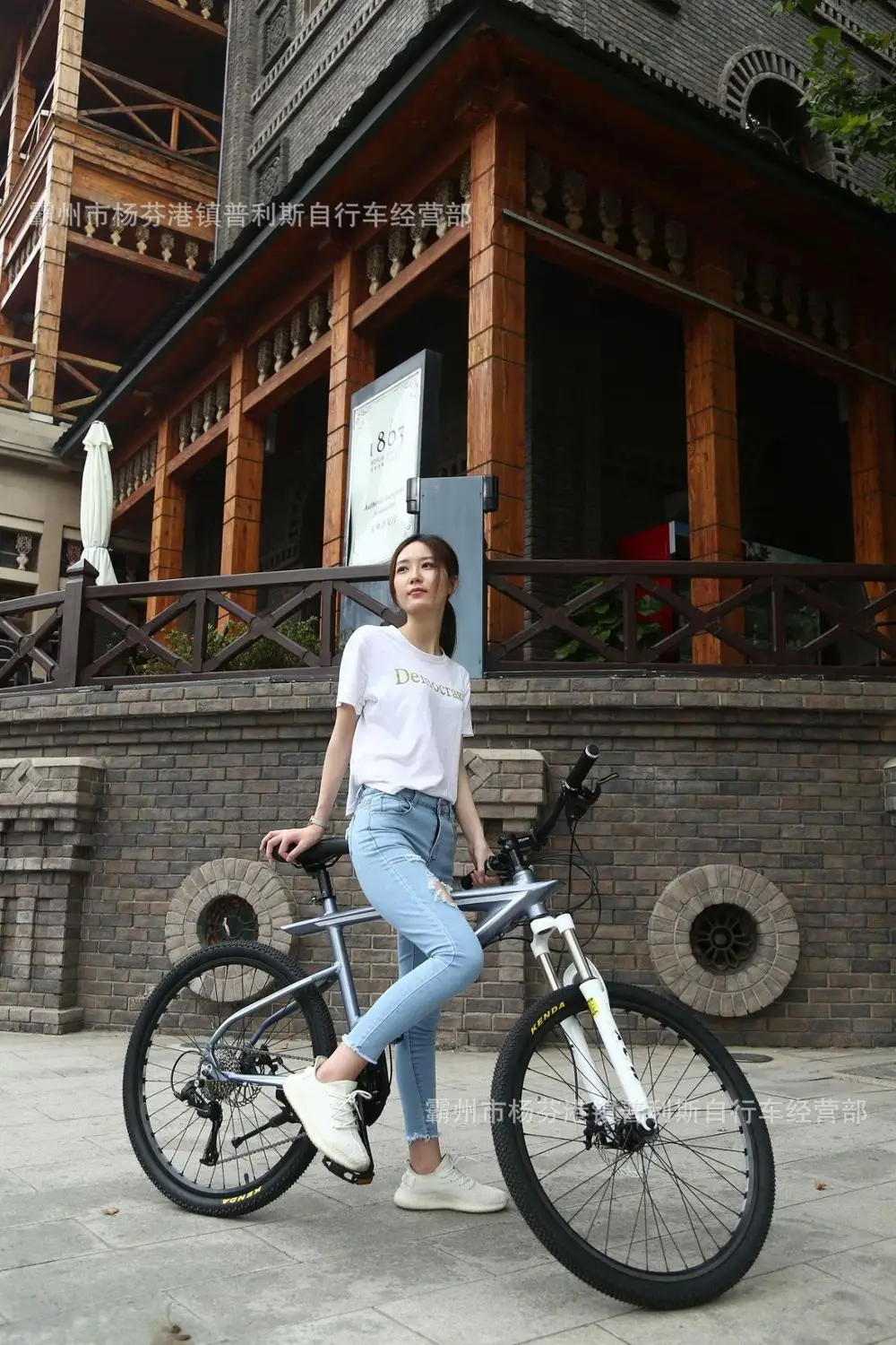 27-speed 26-inch aluminum alloy mountain bike oil brake double disc brake bicycle for men and women variable road bike frame roa 27-speed 26-inch aluminum alloy mountain bike oil brake double disc brake bicycle for men and women variable road bike frame roa