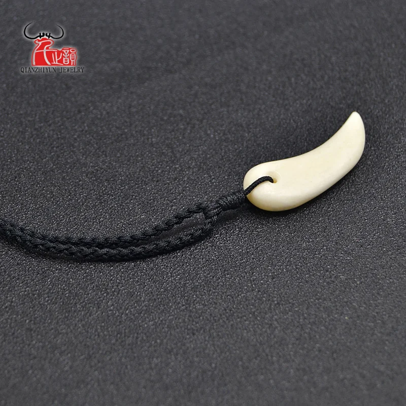

Hawaiian surfers hand-carved cow bone pendant New Zealand Maori tribal bone necklace for men and women