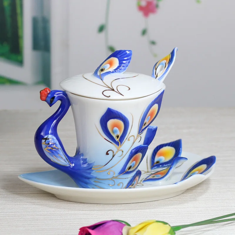 New-3D-Hand-painted-Peacock-Coffee-Cup-Mug-With-Lid-Spoon-Bone-China-Copo-European-Lover (1)