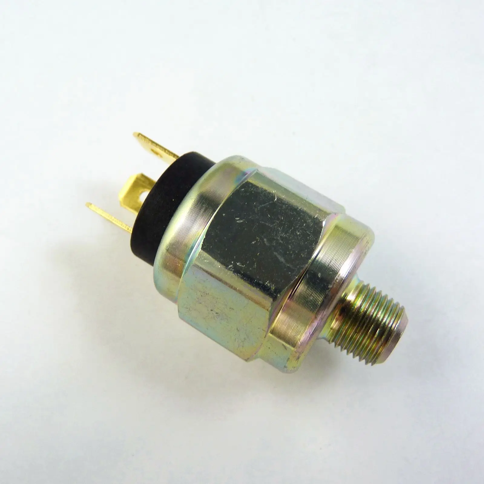 New For VW Bus Beetle Porsche 911 924 928 Brake Light Switch 3 Pins 113945515G