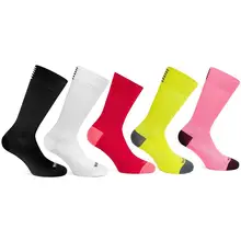 Cycling Socks Sport Socks Feet Protection Breathable Wicking Riding Socks Bicycle Basketball Football Socks Professional Band