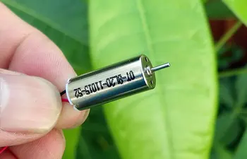 

DC3.7V-4.2V 8.5 * 20mm 44000RPM NdFeB super magnetic micro hollow cup motor four-axis aircraft / toys DIY power accessories