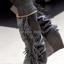 SHOOEGLE/ г. Новые женские сапоги замшевые сапоги до колена с бахромой черные/белые/серые высокие сапоги на танкетке Модные женские мотоботы