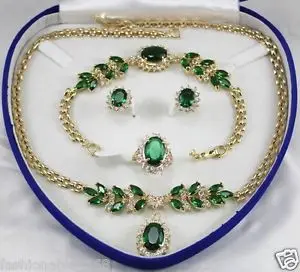 

Free shipping18GP natural green necklace 18 "bracelet 7.5" Earring Ring (7# -9#) set