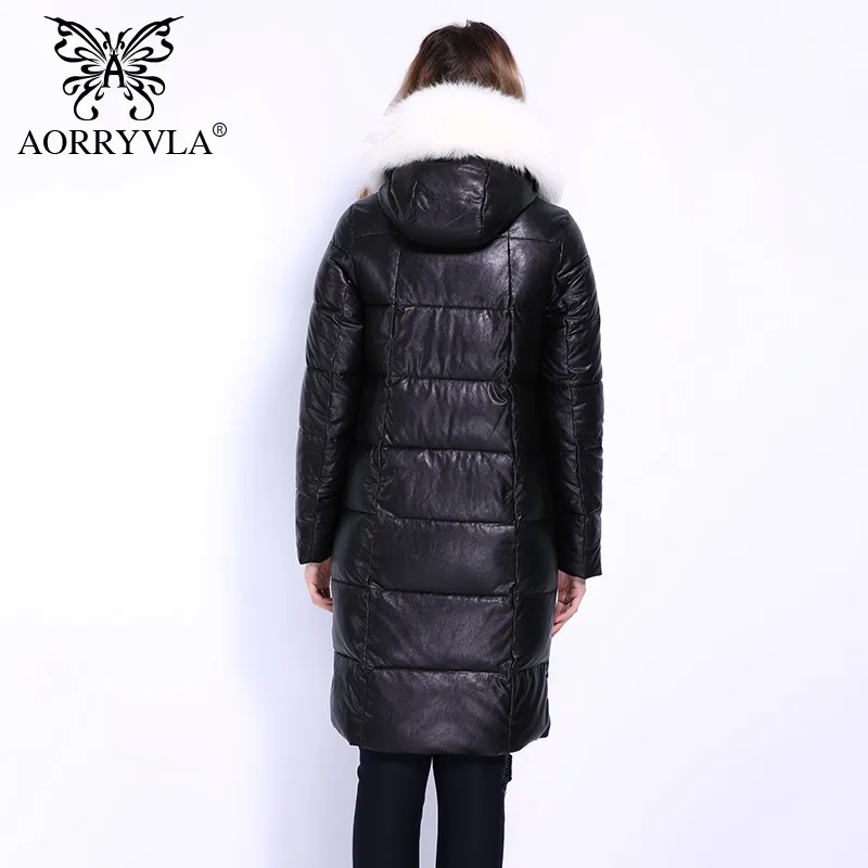 AORRYVLA 2018 جديد أزياء المرأة سميكة الشتاء كم كاملة ريال فوكس الفراء مقنعين معطف طويل الإناث بو سترات من الجلد جيدة جودة