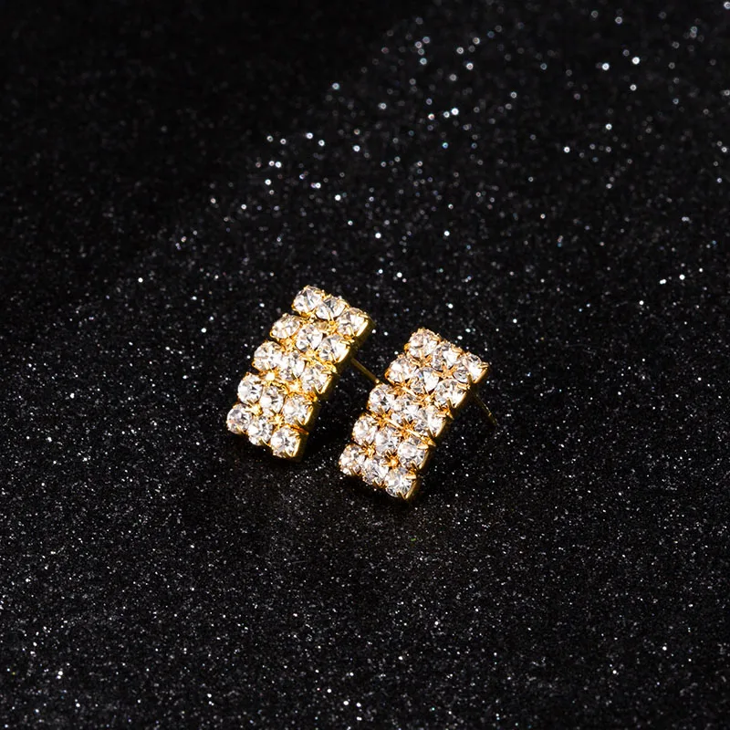 

Elegant Square Rhinestone Stud Earrings Gold Color Metal Jewelry Clear Crystal Stud Earrings for Women Wedding