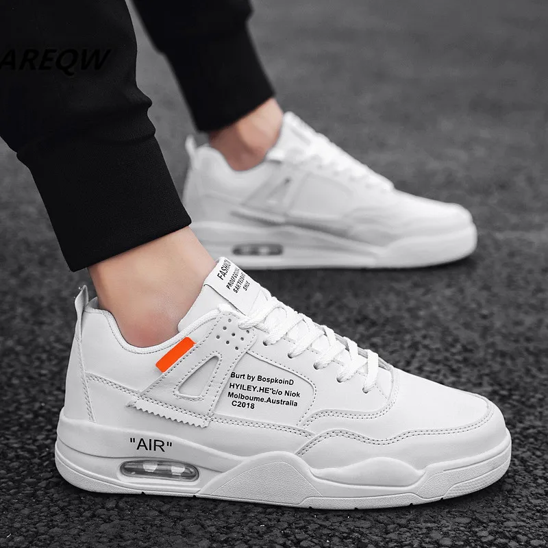 

Men's Korean Version of Breathable Casual Shoes with Solid Color Men's Wear and Odor-resistant Waterproof Sports Shoes 2019