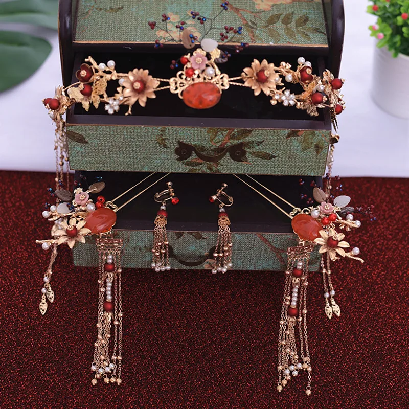 

2018 New Chinese Bride Headwear Retro Show Wear Accessories Simple Air Phoenix Wedding hair jewelry wholesale