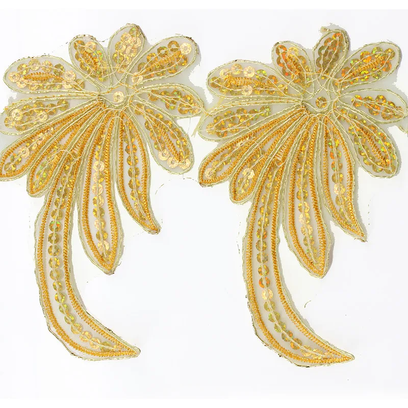 gold trim 1562 (3)