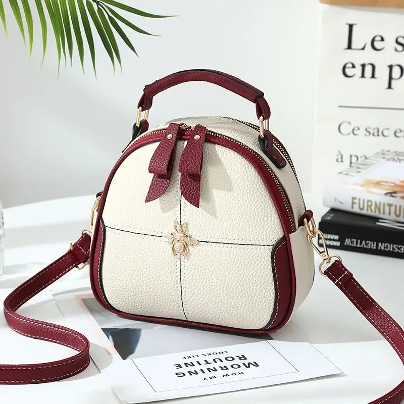 

2019 Famous Small Round Shoulder Bags Designer Mini Clutch Purses Diamond Lattice Chain Messenger Bags Wide Band Camera Bag